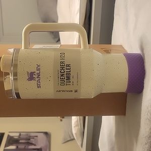 Stanley The FlowState Quencher H2.0 40oz Speckled Tumbler